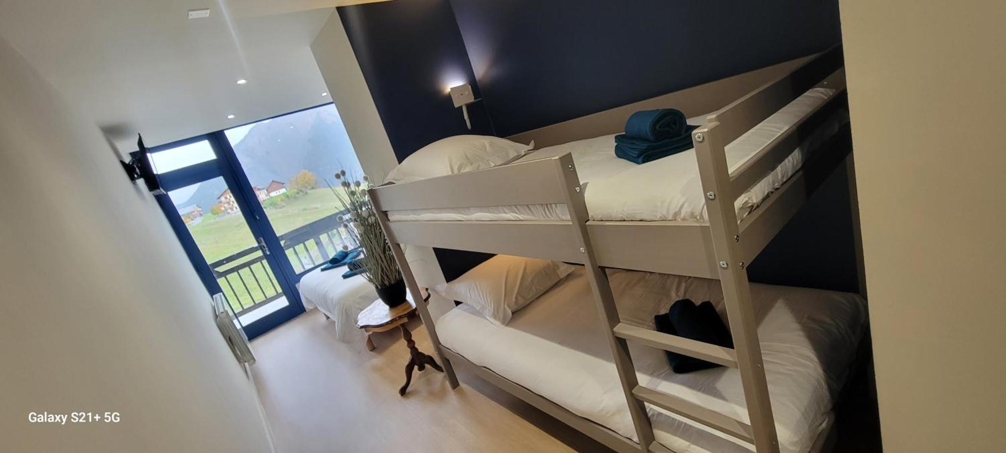 Hotel La Rua Албие-Монрон Екстериор снимка